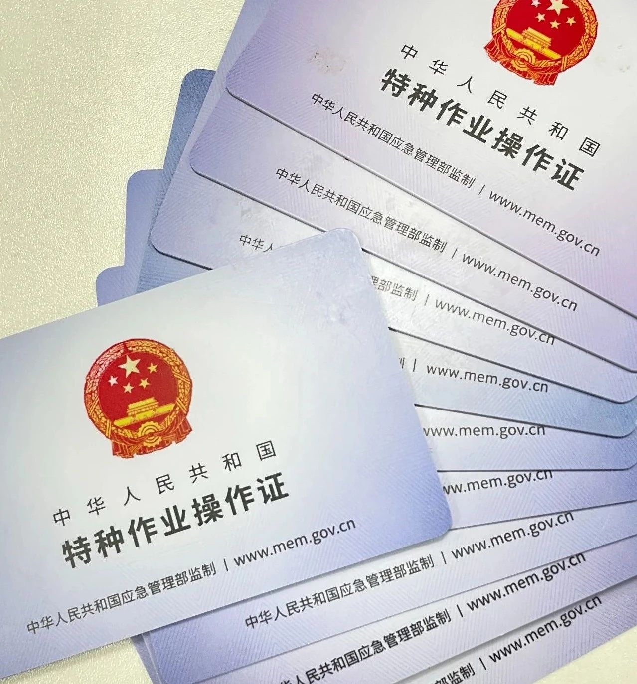 �����ϸ�J9���ֲ����� - J9���ֲ��ϸ绥������